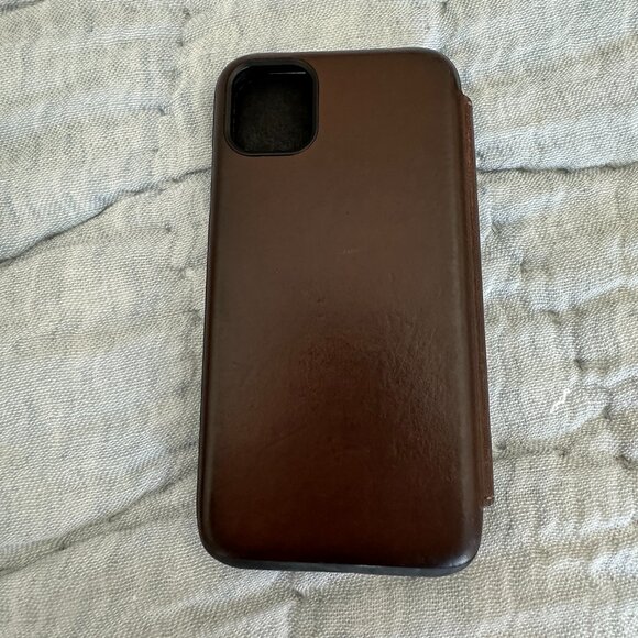 Nomad Rugged Folio Iphone 11 Case - Picture 3 of 3